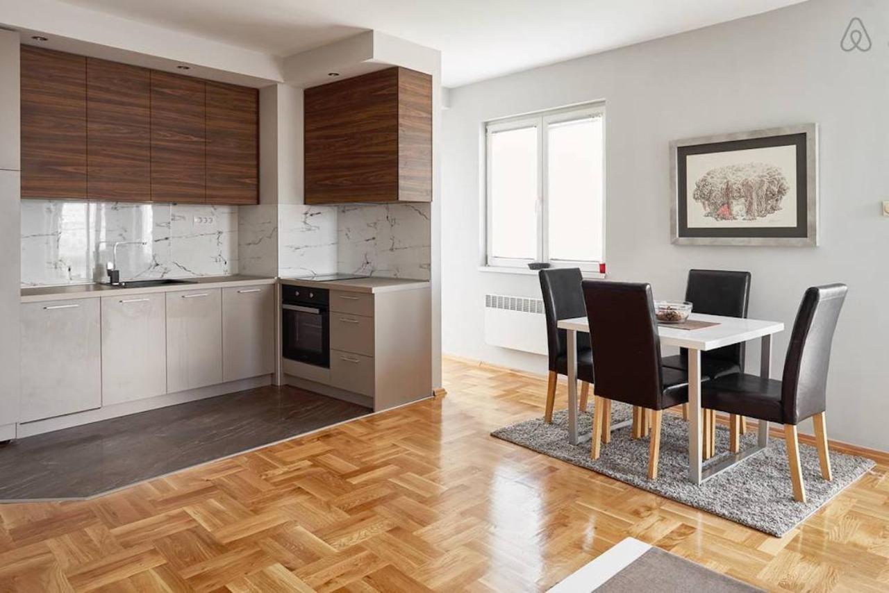 Bright Apartment Near City Center Skopje Exterior photo